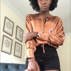 FLORAL PATTERN BLOUSE